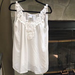 BRAND NEW! K. Jordan Lace Tank Size M